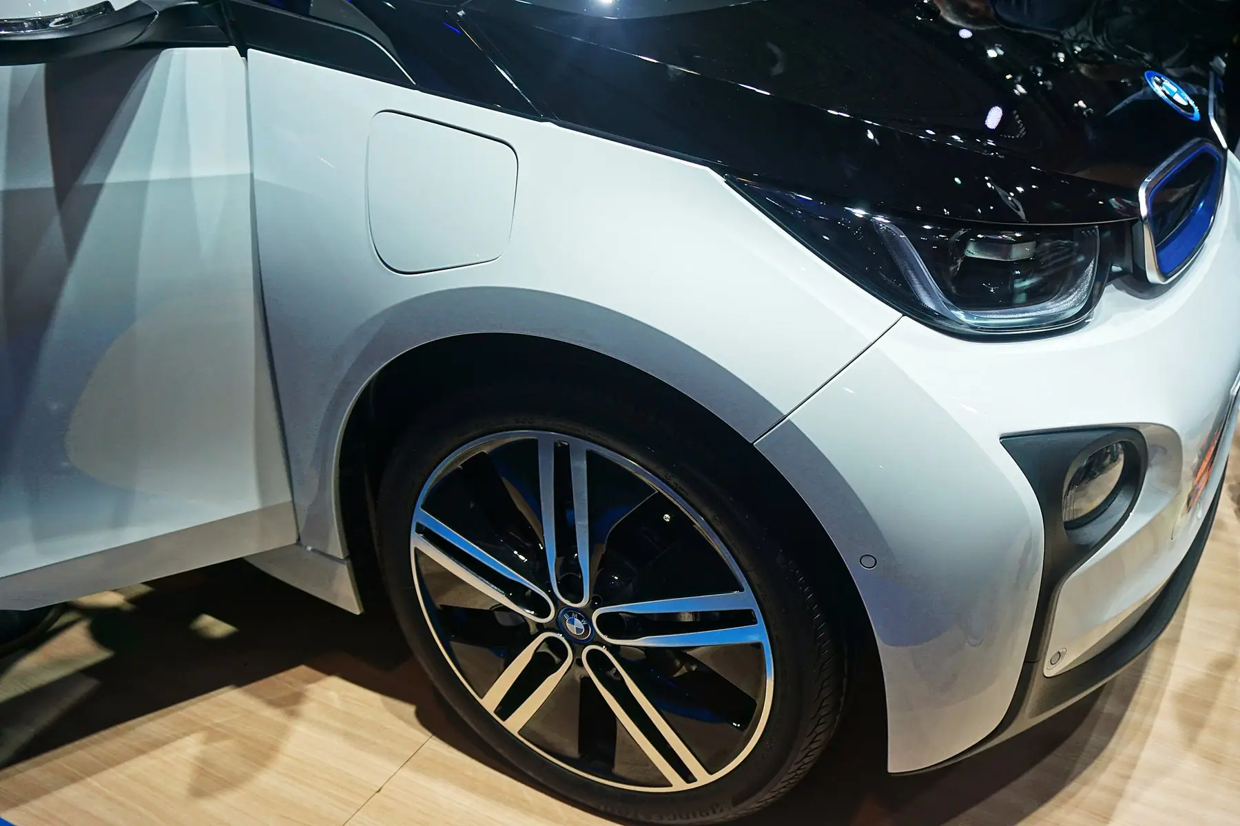 Jeep Compass Longitude 2021 em exposição